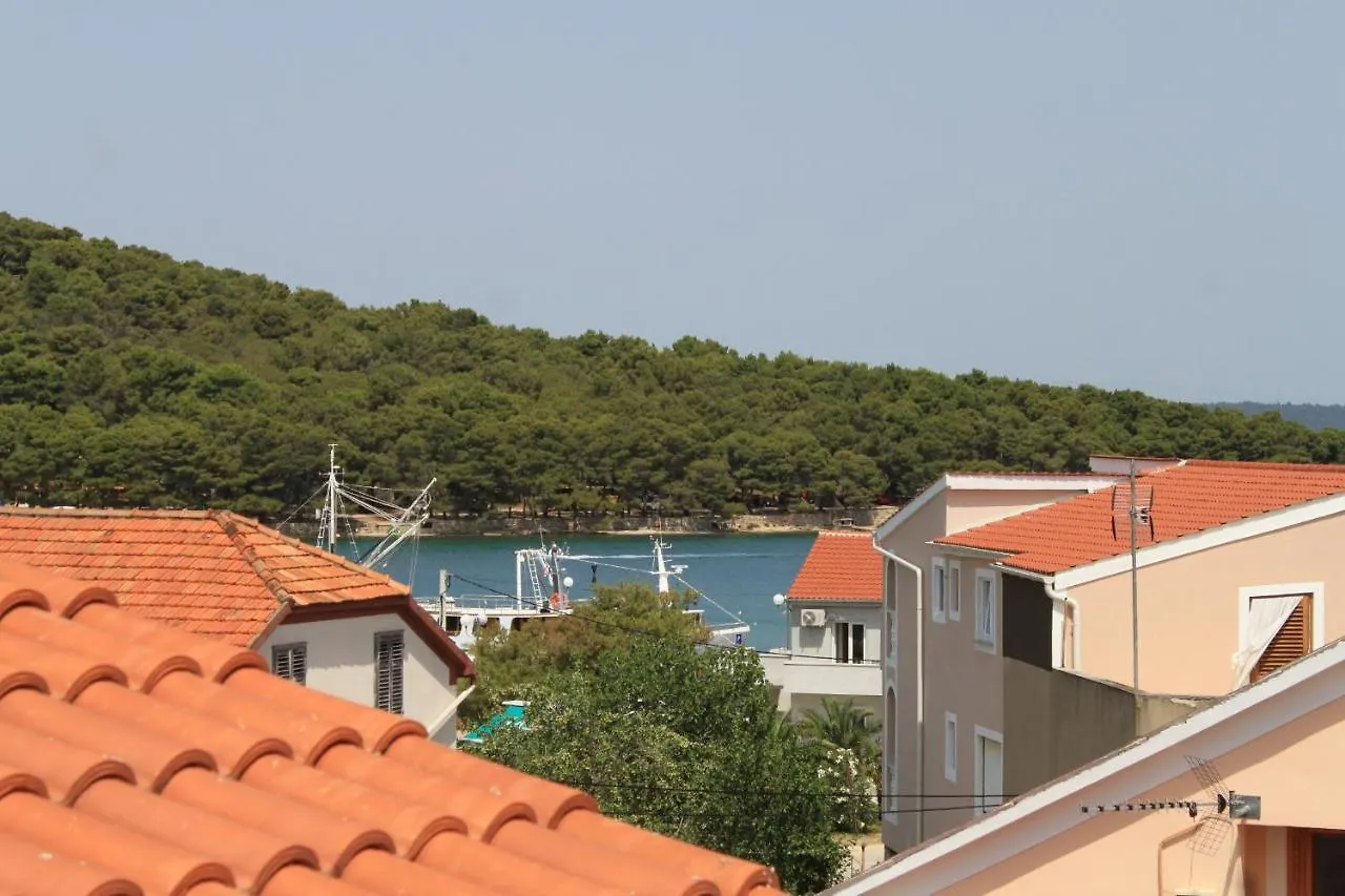 Apartments By The Sea Kukljica, Ugljan - 8253 0*, Куклица